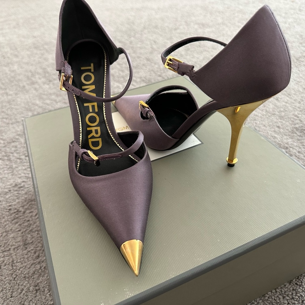 Tom ford purple satin pumps